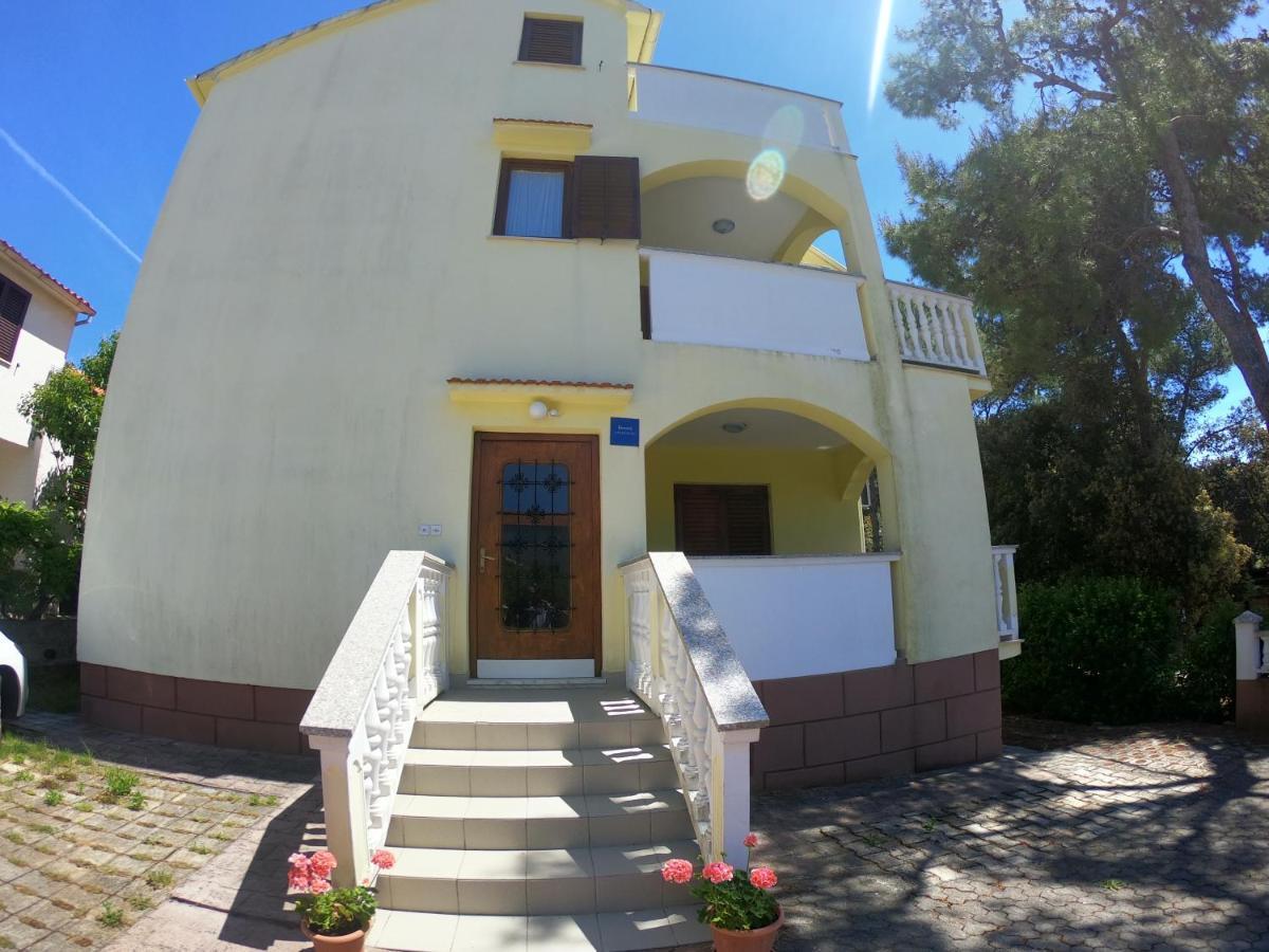 Apartments Stanko Петрчане Екстер'єр фото