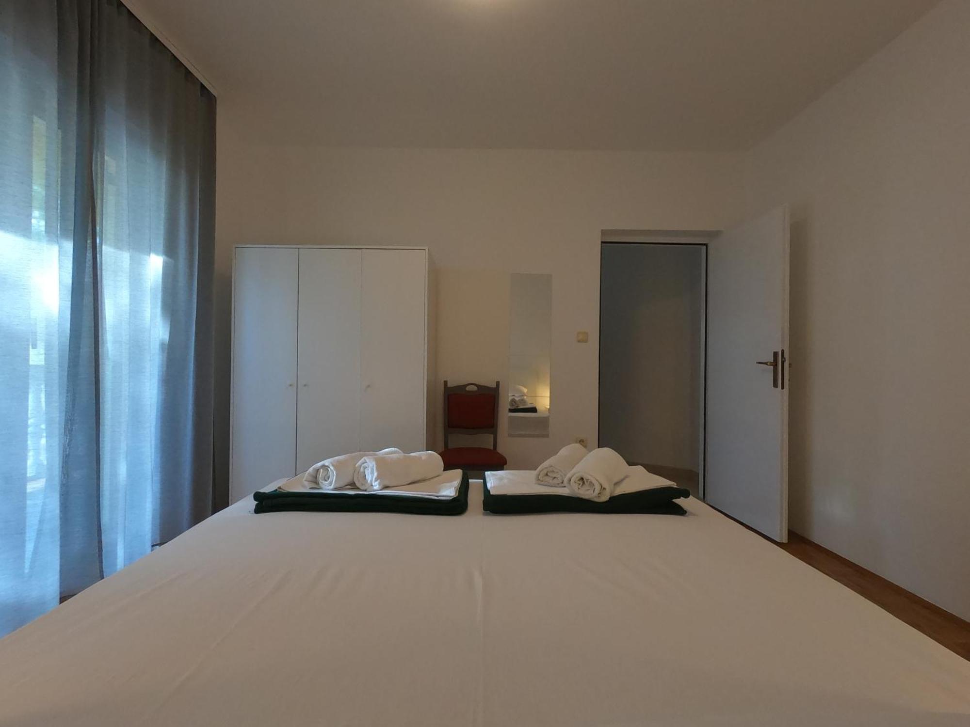 Apartments Stanko Петрчане Екстер'єр фото